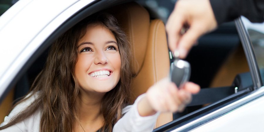 7 Ways Auto Dealerships Succeed at Delighting Their Customers